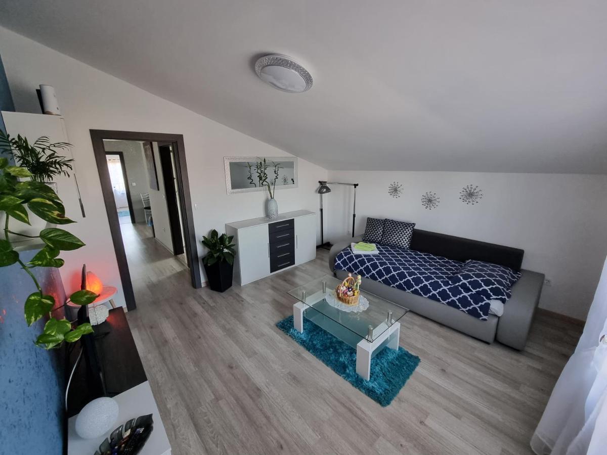 Apartment Pharos Zambratija  Bagian luar foto
